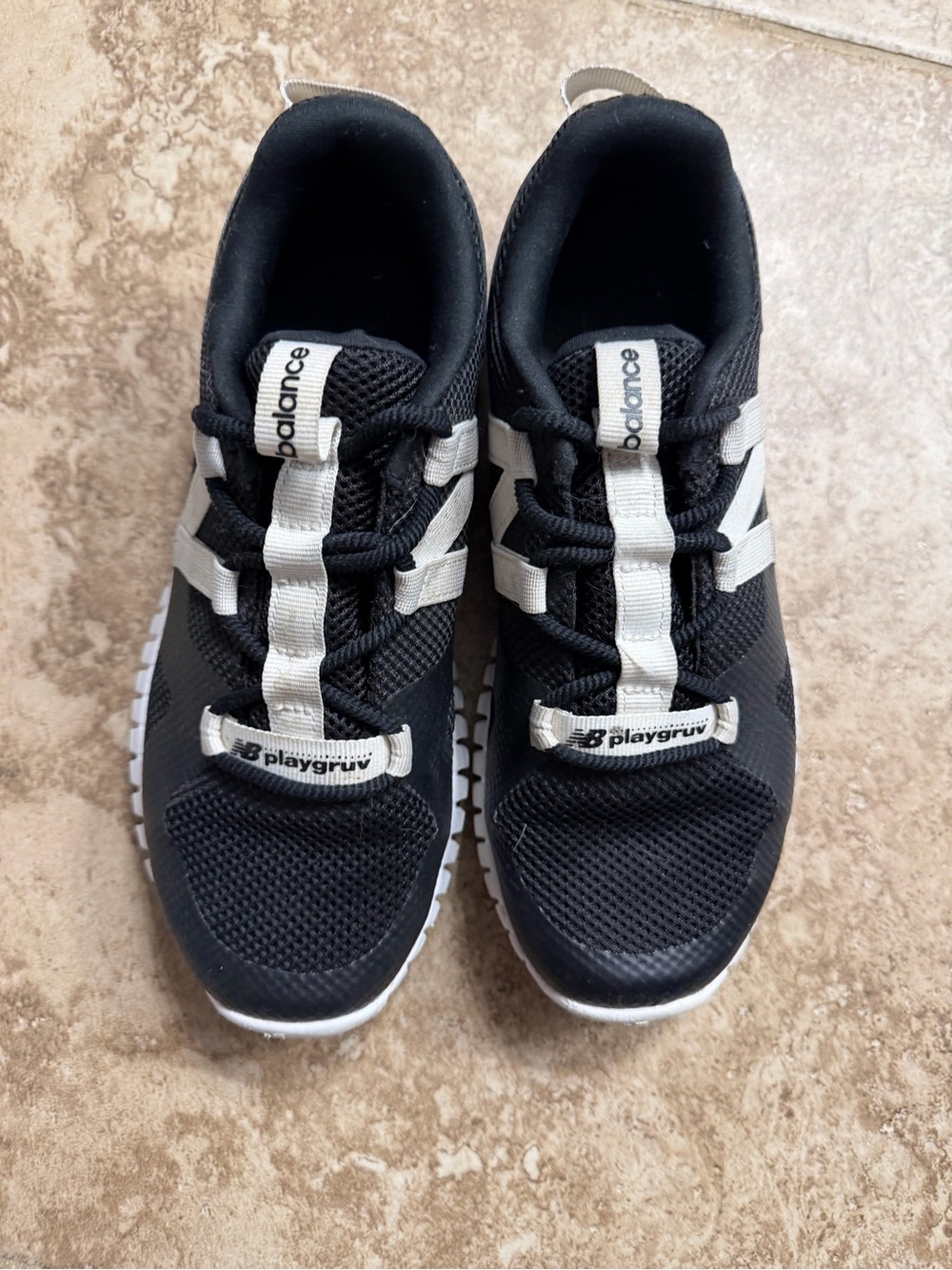 New Balance Kids Black and White Playgruv Athletic Sneakers